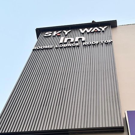 Hotel Sky Way Inn Hisār Exterior foto